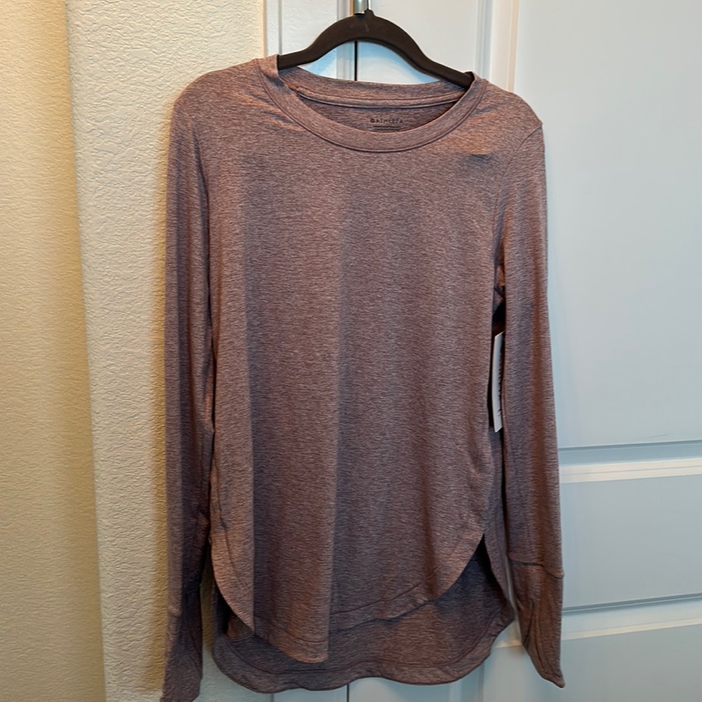 Athleta uptempo top